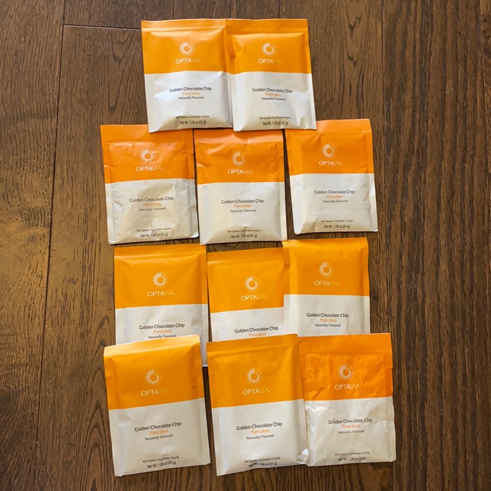 OptAvia Golden Choc. Chip Pancakes